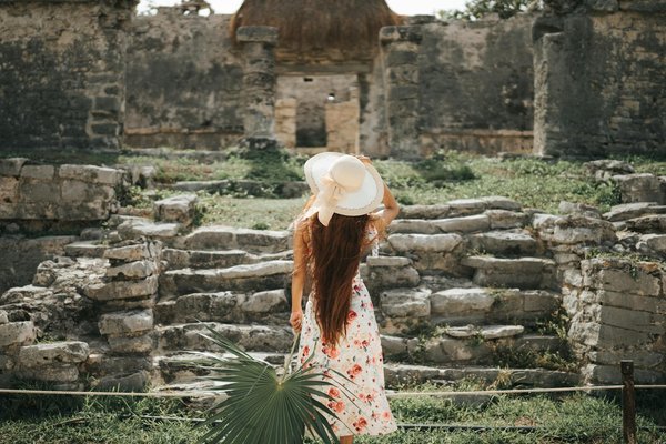 Comment organiser une visite des temples mayas au Belize?